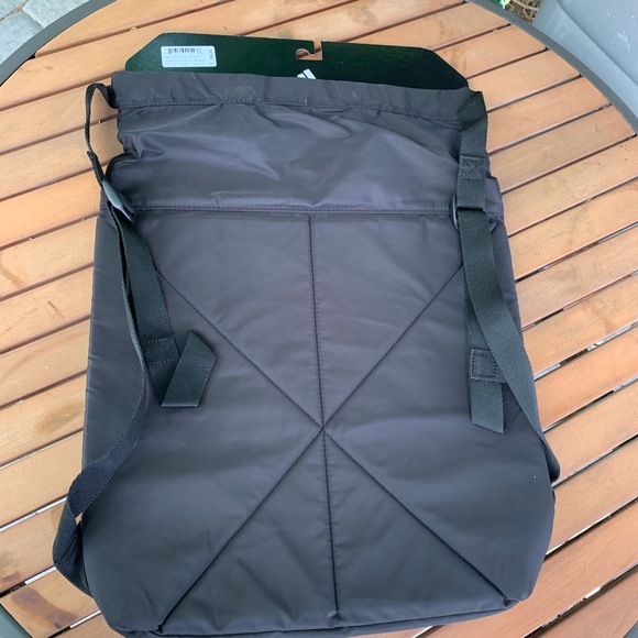 ADIDAS AMPLIFIER BLOCKED SACKPACK - Picture 4 of 5